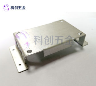 五金冲压加工中细小零件的（de）精度控制