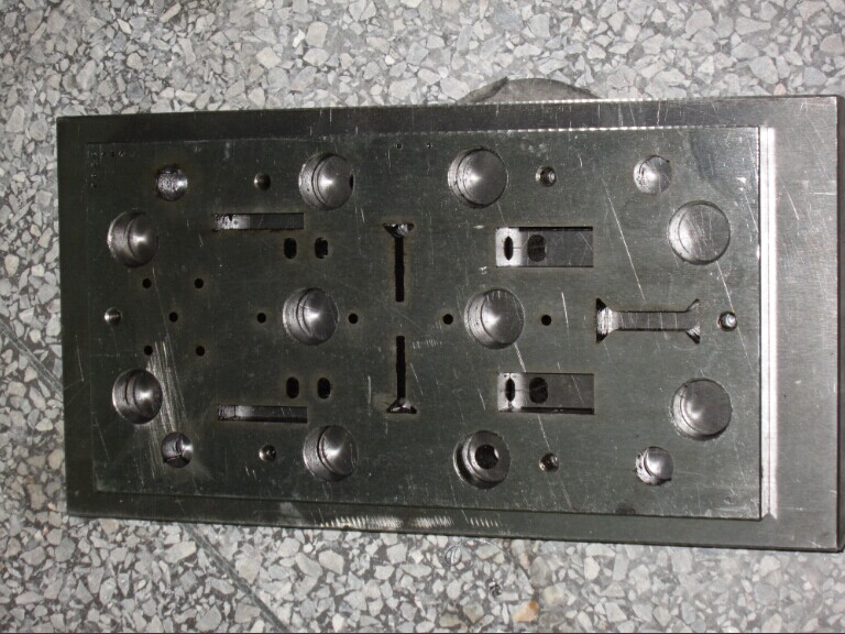 五金冲压（yā）模具kc106