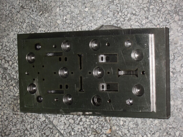 五金冲（chōng）压模具kc106