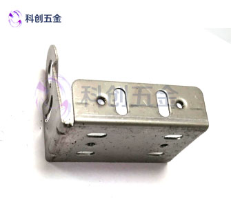 五金衝壓加工-床卡扣